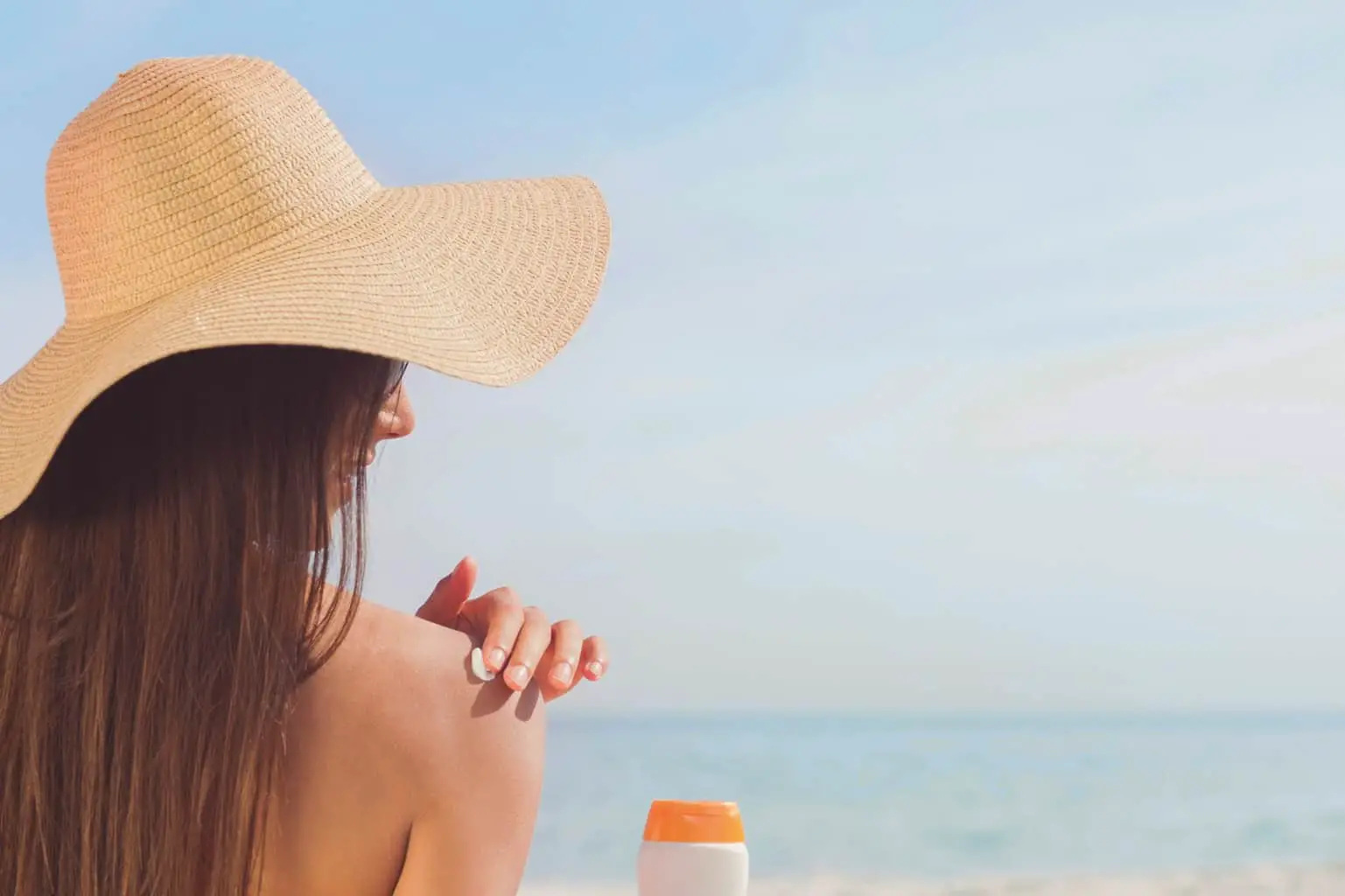 sunscreen woman on beach