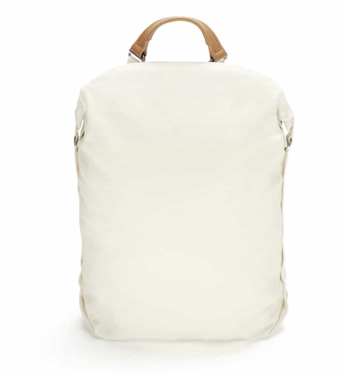 qwstion-rollpack-natural-white-front Rucksack