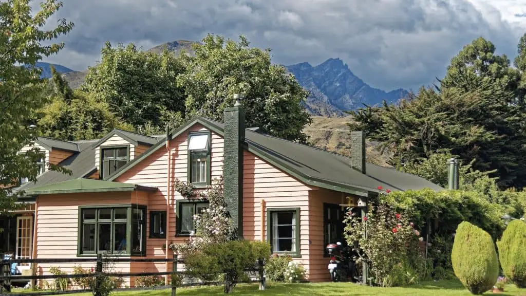 Eco-Friendly Living: 100 Practical Ideas You Can Easily Do